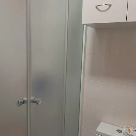 Tombili 2 Apartman Póla