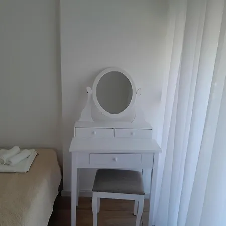 Tombili 2 * Póla